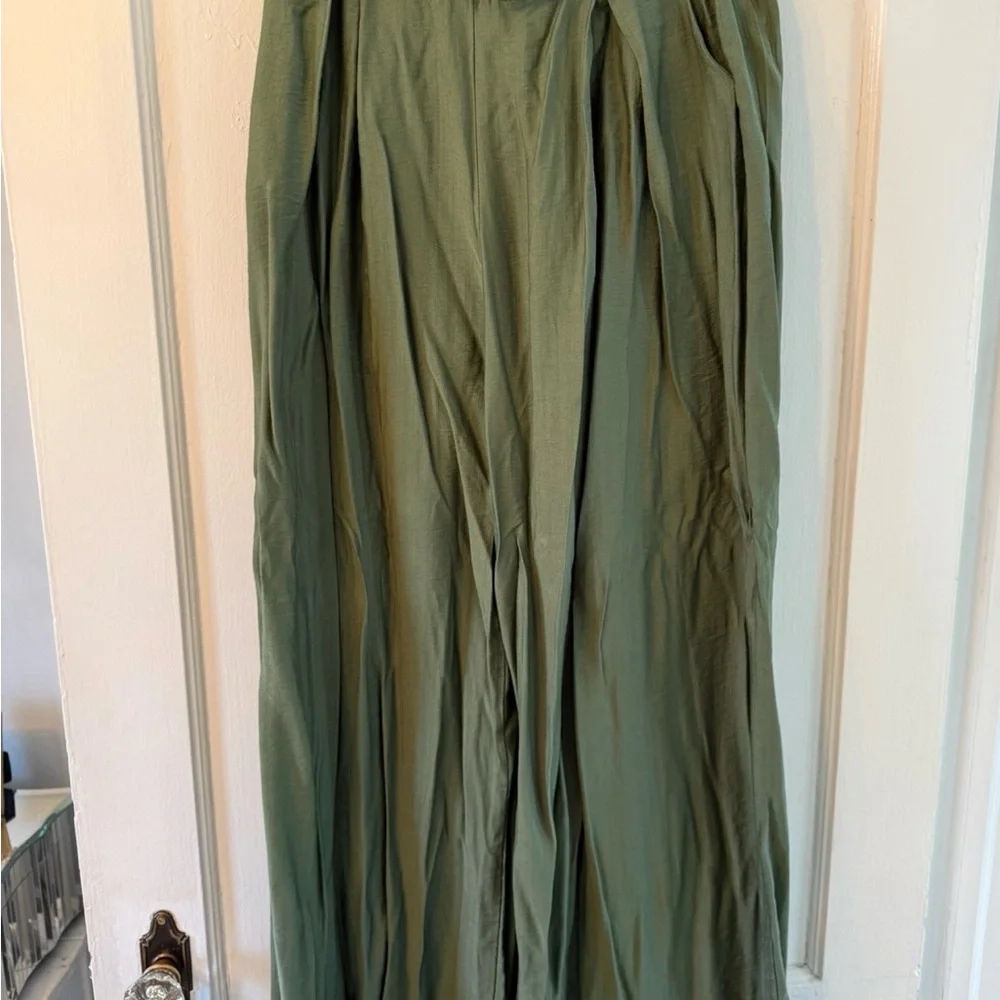 Milano, Ettan Taylor Wide Leg Pleated Palazzo Pants - Green - Picture 6 of 8